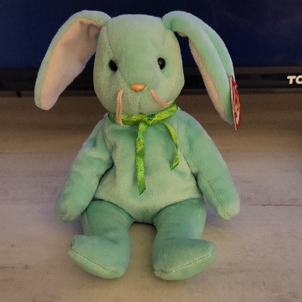 Ty Beanie Baby "Hippity" Mint Green Plush Bunny with Ribbon